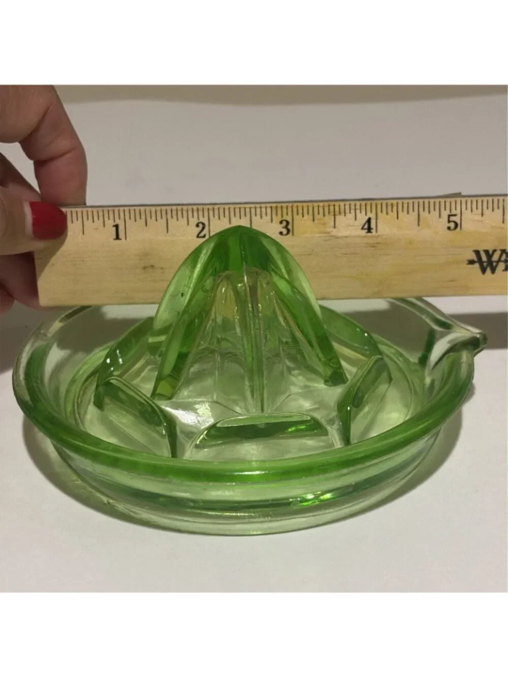 Vtg. Green Depression Glass Reamer Uranium Vaseline Citrus Squeezer Lemon Juicer